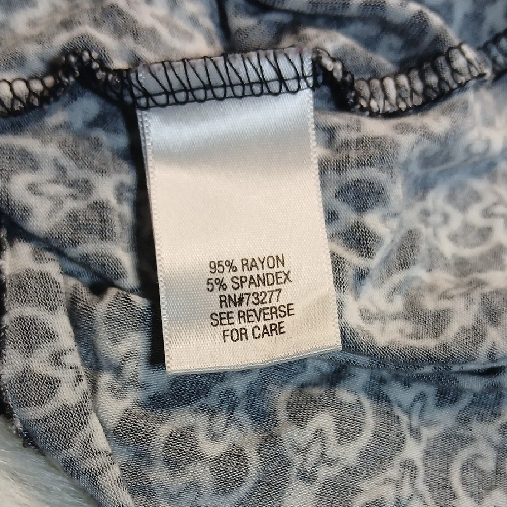 Dana Buchman Black and White Patterned Blouse - Picture 5 of 8